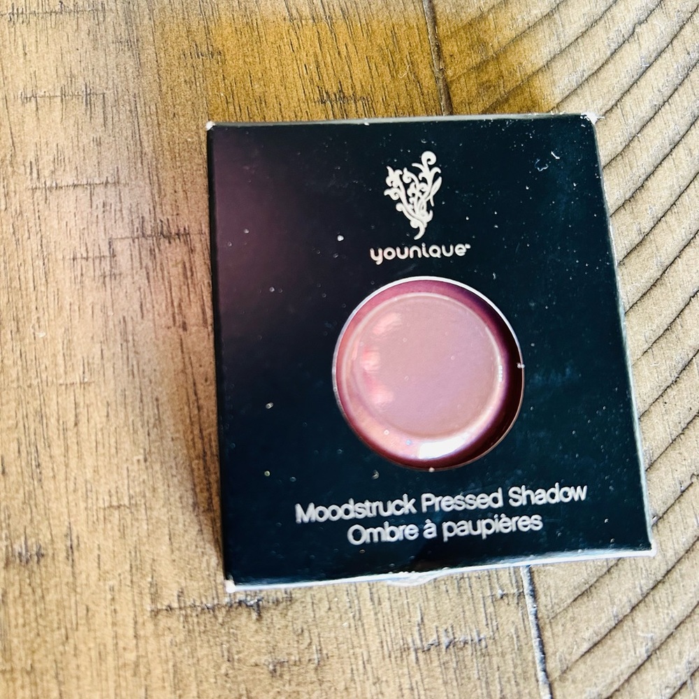 Younique Moodstruck Pressed Eyeshadow Refill Agile New in Box Sealed